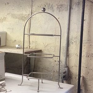 Pampered chef square stand